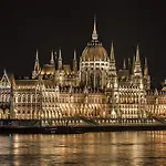 Apartman Luxury & Antique Charm Budapest